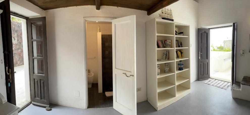 Limoneto Apartment Стромболи Екстериор снимка